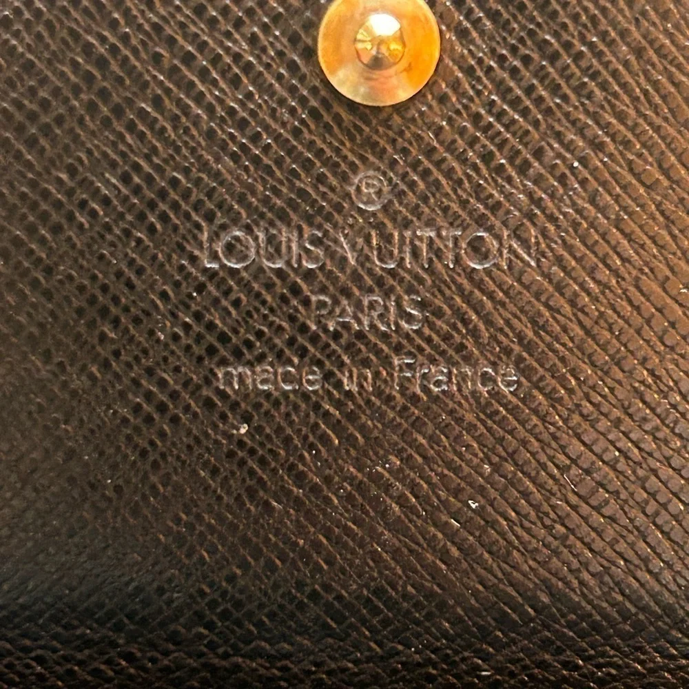 Vintage LOUIS VUITTON Epi Leather Unisex Elise Wallet- Black